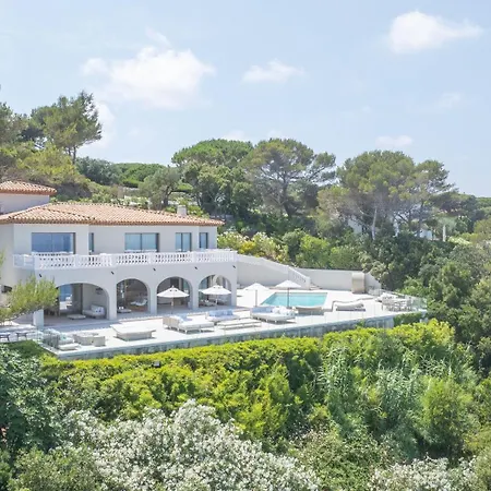 Villa Fcd75 - Super Exclusive Seafront Luxury In Les Parcs De Tropez